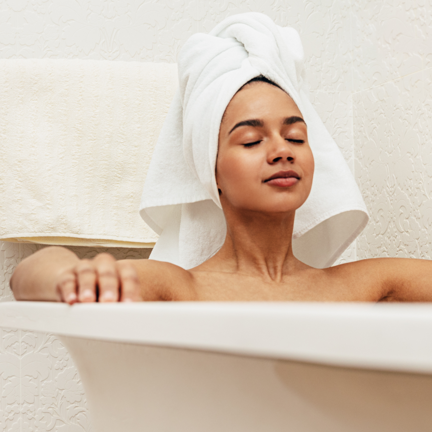 Tenfione Semisomal Bath Oil by Dermaviduals - sensitive and repairs compromised skin