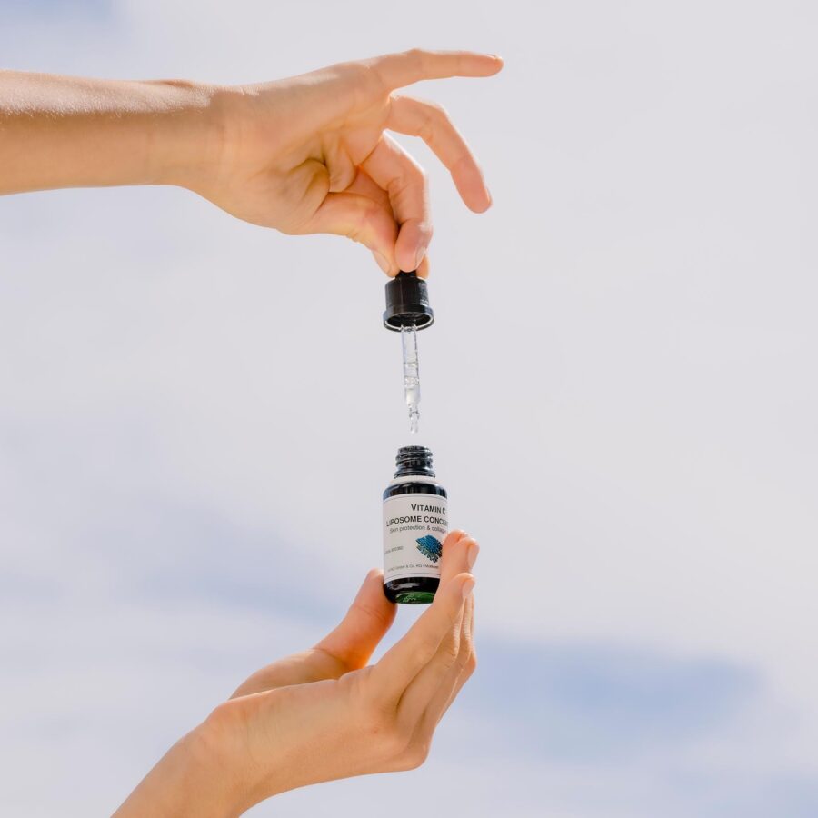 Vitamin C Liposome Concentrate by Dermaviduals - anti-inflammatory, stimulates collagen, anti ageing